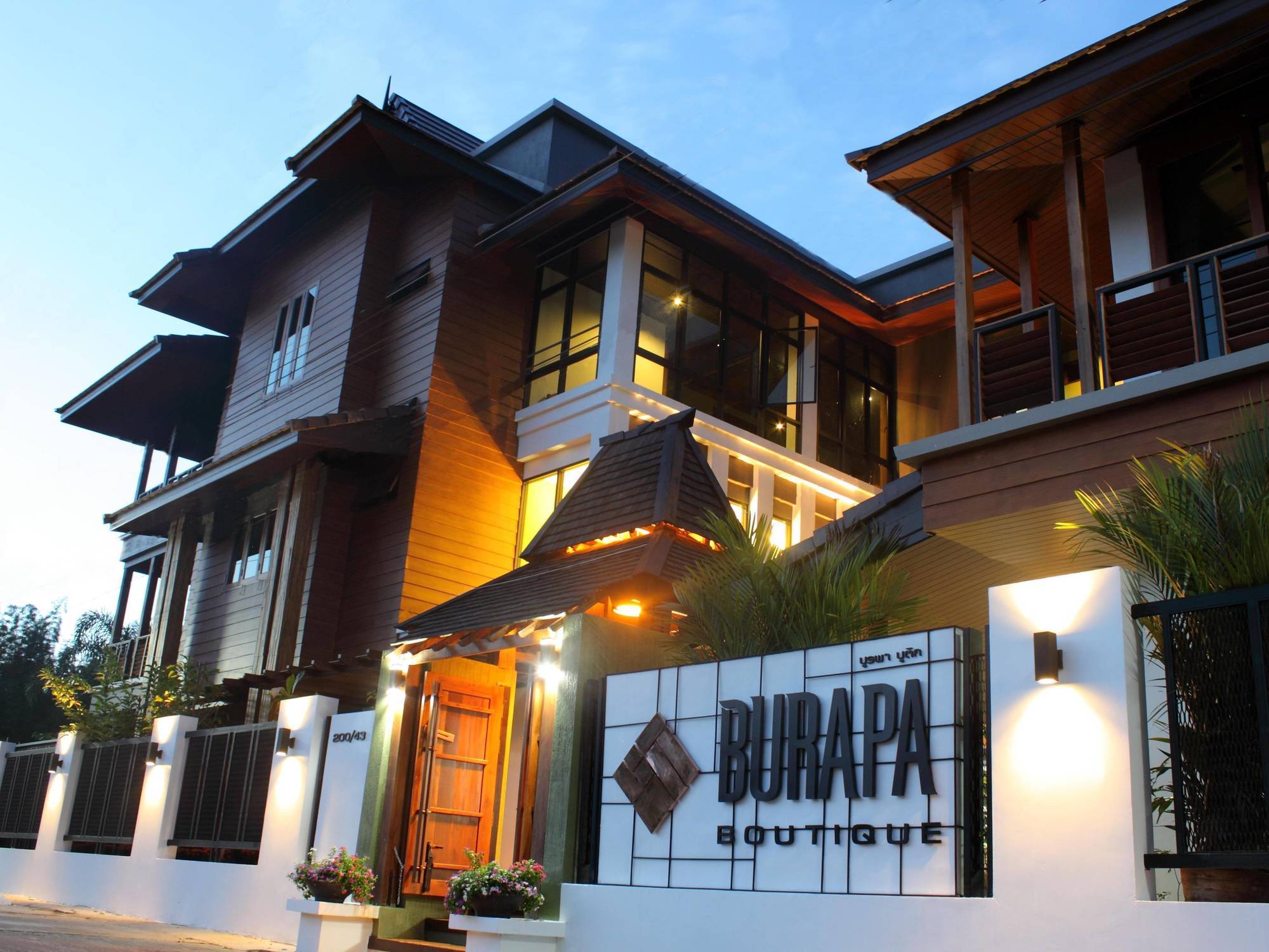 Burapa Boutique Hotel Chiang Mai Exterior photo